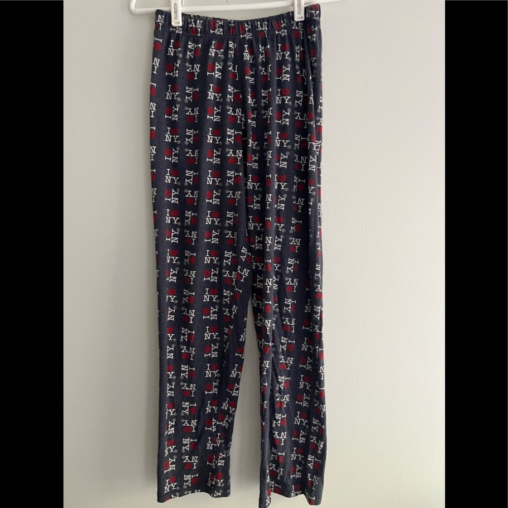 𝙄 ❤️ 𝙉𝙚𝙬 𝙔𝙤𝙧𝙠 𝙡𝙤𝙪𝙣𝙜𝙚 𝙥𝙖𝙣𝙩𝙨